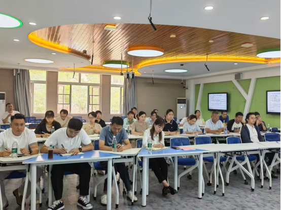 资产公司举办招投标业务专题培训